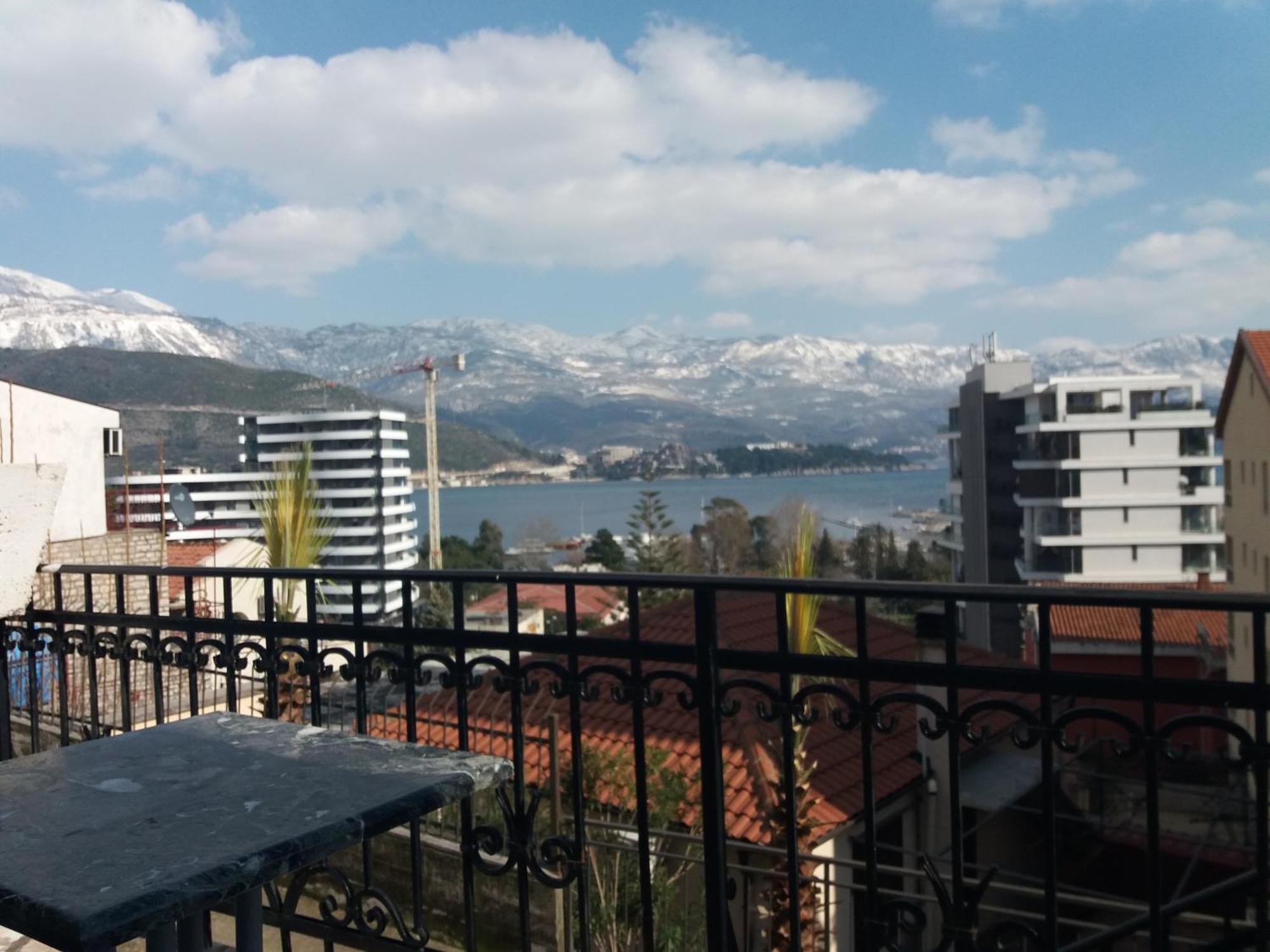 Apartmani Vila Marija Budva Ngoại thất bức ảnh